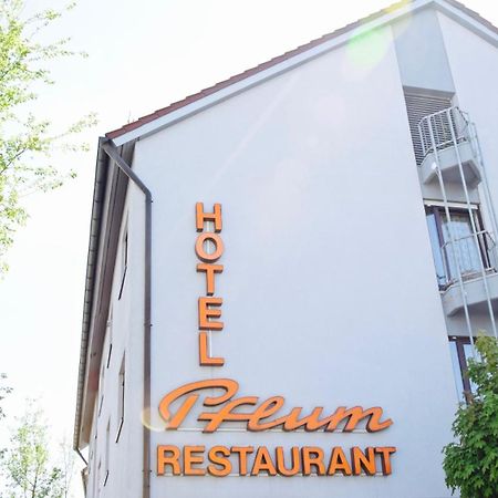 Hotel Pflum Mit Gaestehaus Nuertingen Exterior photo